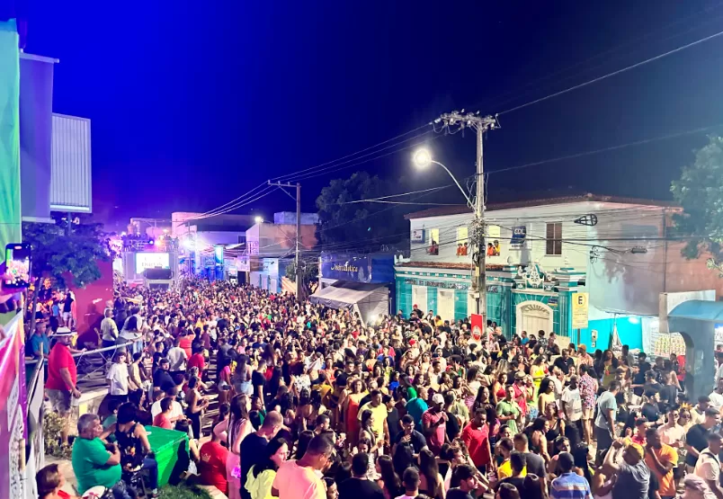 Carnaval de Brumado: CDL comemora resgate da tradição e aquecimento econômico
