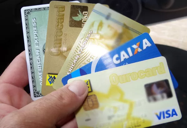 Endividamento das famílias recua pelo segundo mês consecutivo