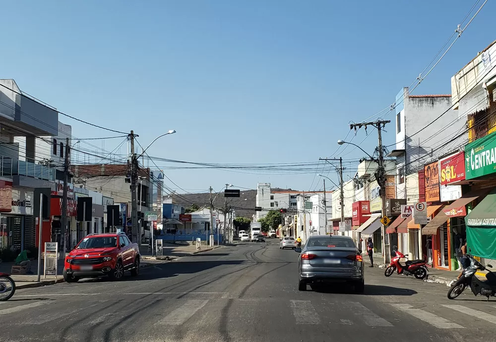 Idosa de 66 anos é detida por furto de celular em loja de departamentos em Brumado
