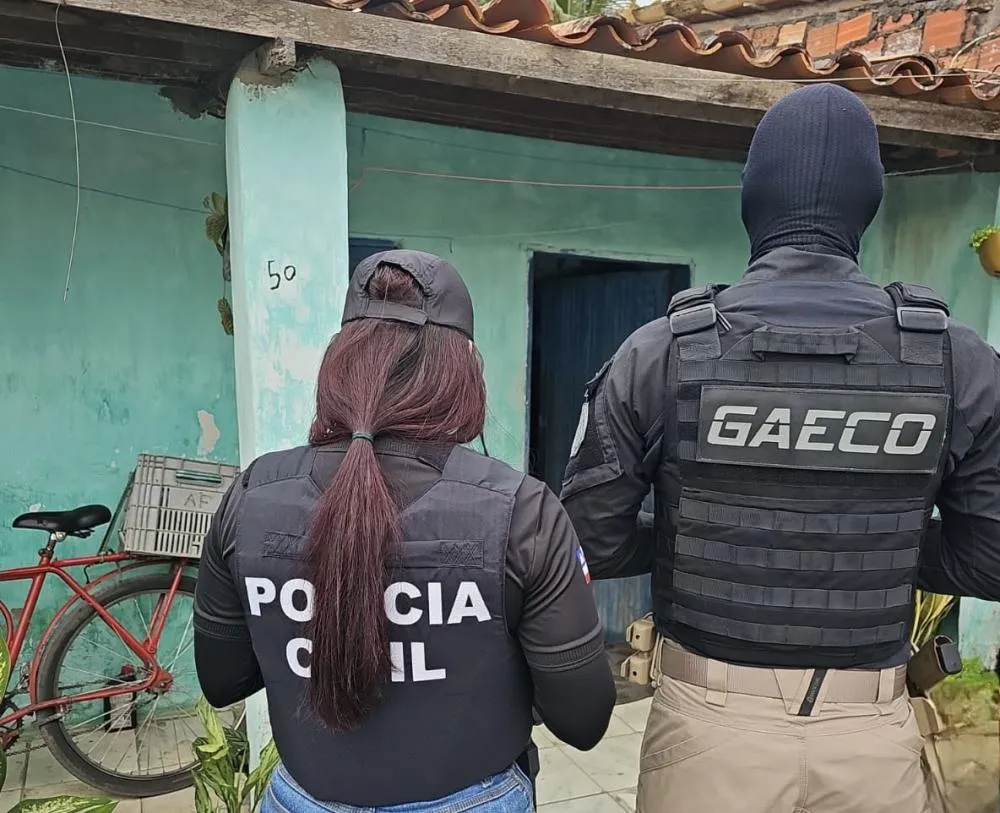 MPBA cumpre busca e apreensão em Feira de Santana em operação contra pornografia infantil