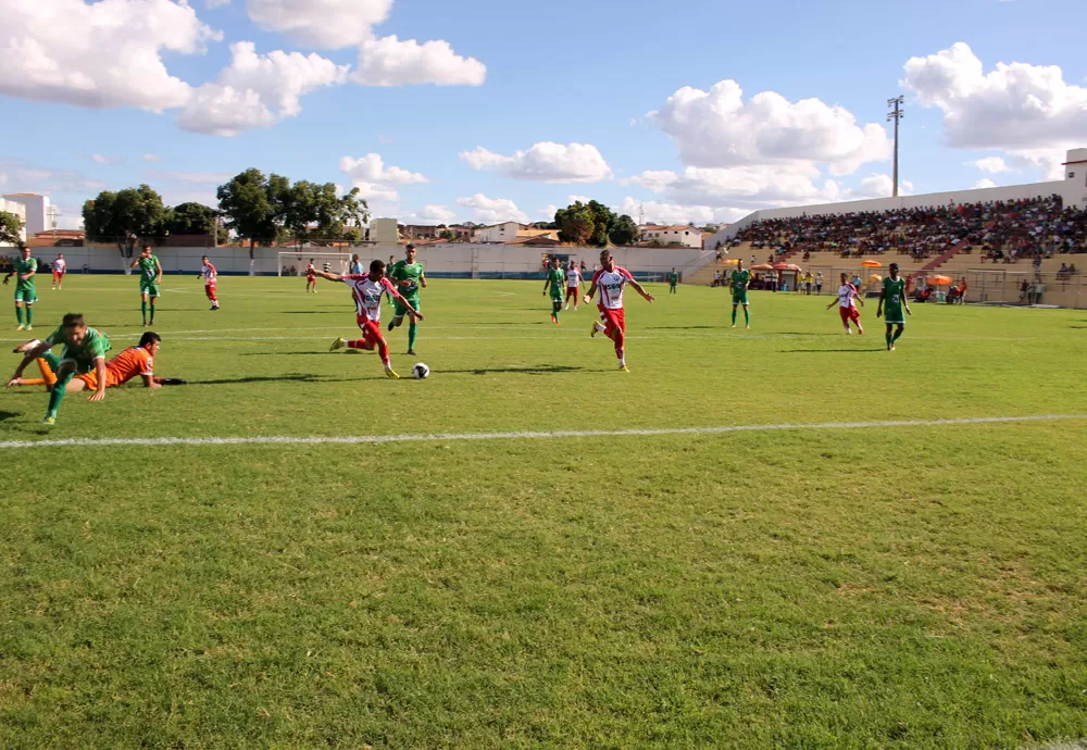 Lula sanciona Lei Geral do Esporte e veta regra que reduz indenização