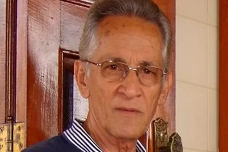 Ex-prefeito de Caculé morre aos 85 anos durante evento político