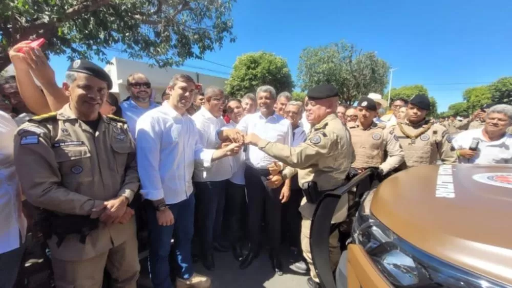 Comando de Policiamento Meio Oeste ganha sede em Bom Jesus da Lapa no dia da tradicional romaria da cidade