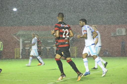 Avaí derrota o Vitória no Barradão por 1 a 0