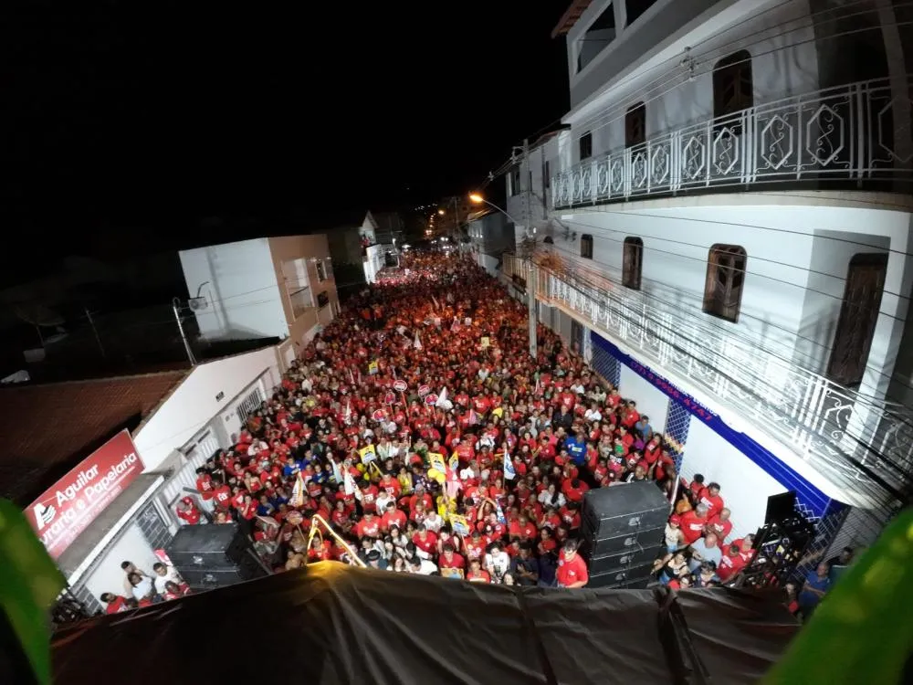 Eleições 2024: Guilherme Bonfim realiza caminhada e comício no Bairro das Flores