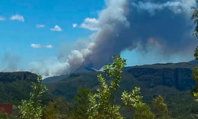 Barra da Estiva: Comunidade Quilombo do Ginete enfrenta devastador incêndio florestal