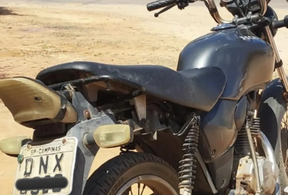 Polícia Rodoviária apreende moto com registro de furto durante abordagem em Brumado