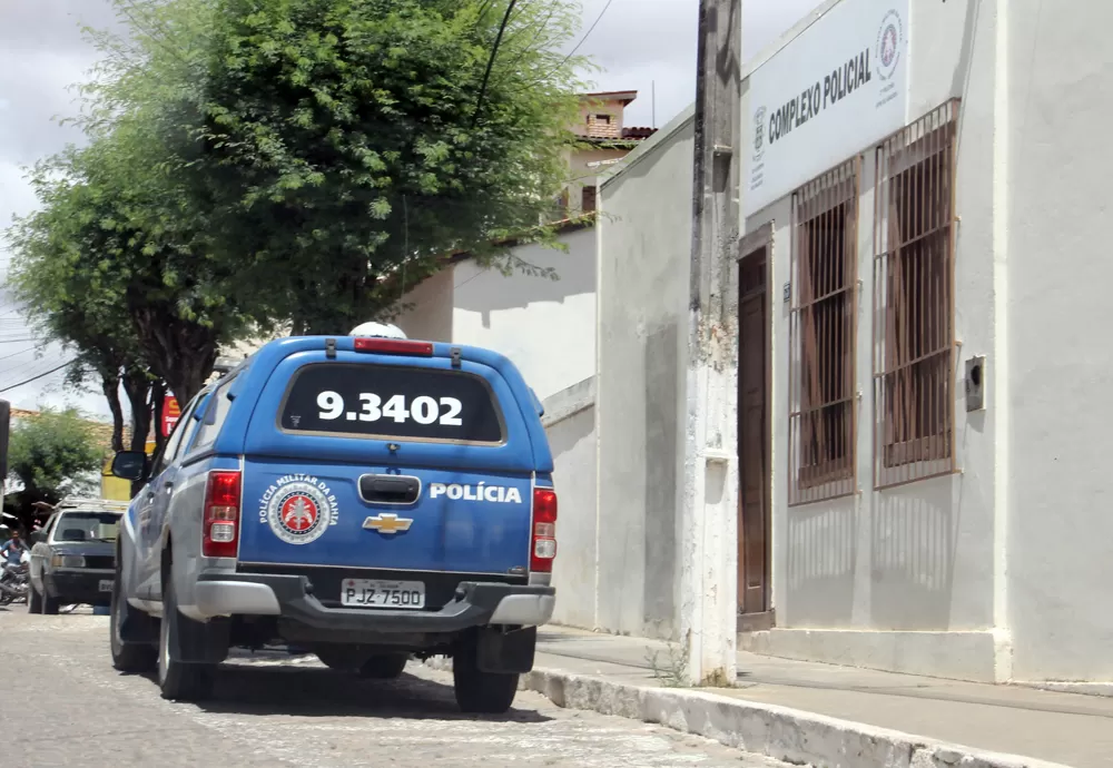 Mulher de 22 anos aciona polícia militar após sofrer violência doméstica em Aracatu