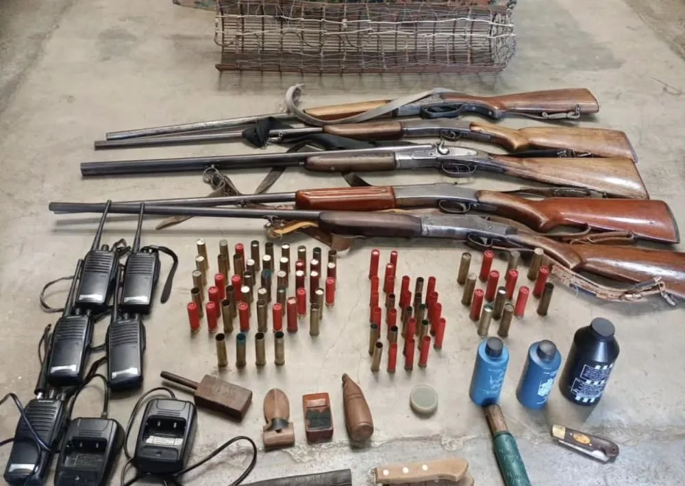 CIPPA Lençóis apreende armas e materiais de caça ilegal em Érico Cardoso