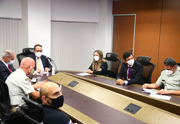 SSP-BA e Febraban discutem propostas para combater roubos a bancos