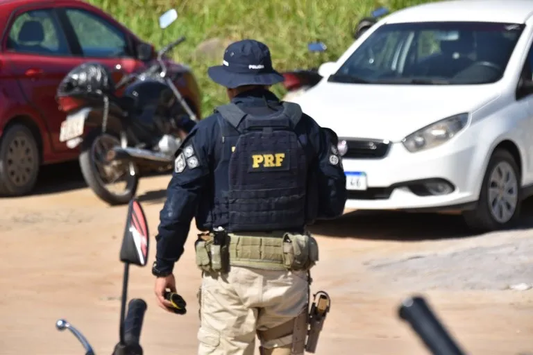 PRF na Bahia registra redução de acidentes graves e aumenta apreensões no primeiro semestre de 2025
