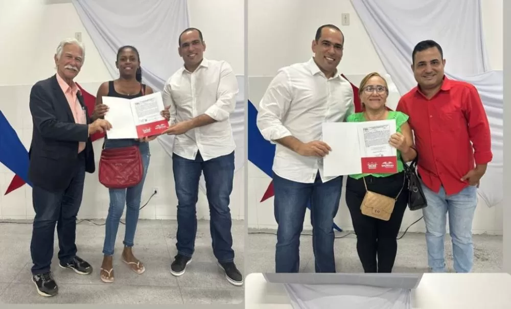 Cláudio Feres participa de entrega de Títulos de Propriedade no bairro Jardin de Alah em Brumado