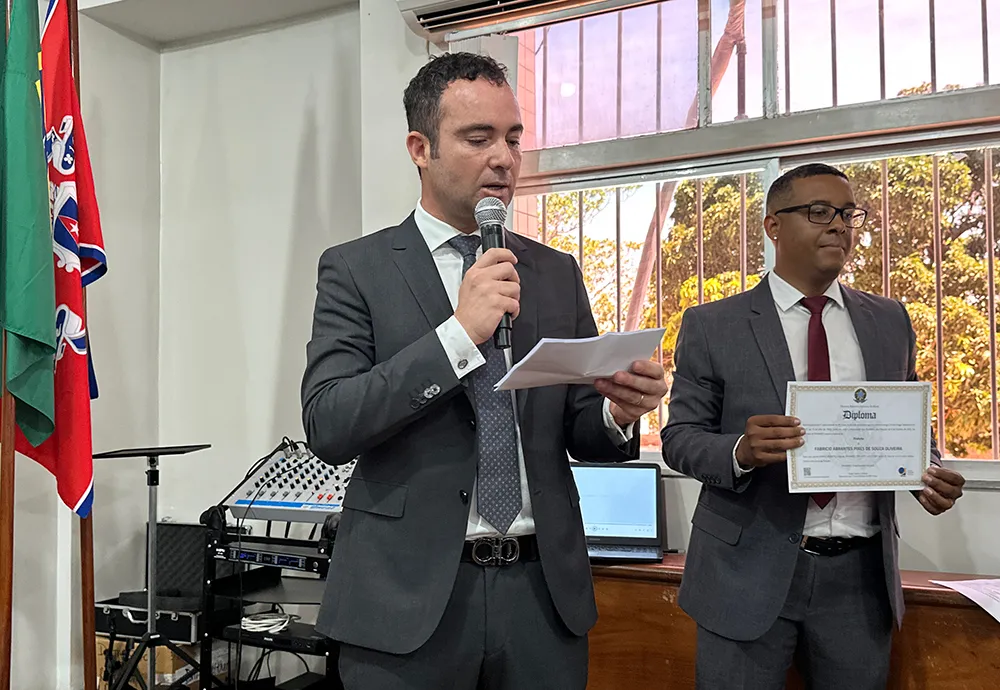 Justiça Eleitoral diploma prefeito Fabrício Abrantes e vice-prefeito Dr. Marlucinho eleitos em Brumado