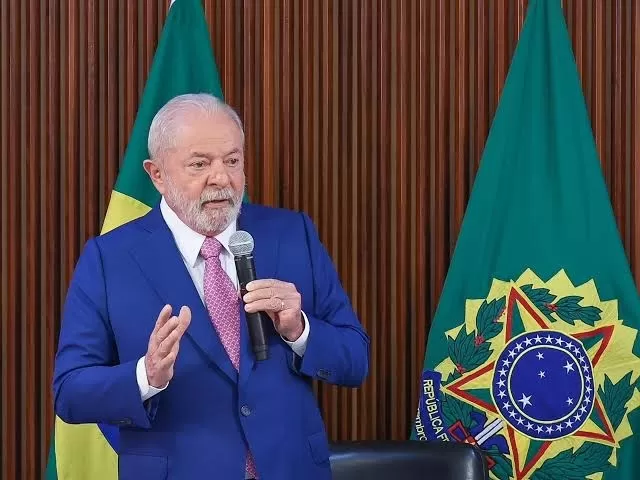 Os presidentes Lula e Biden conversaram por telefone nesta segunda-feira (09/01)