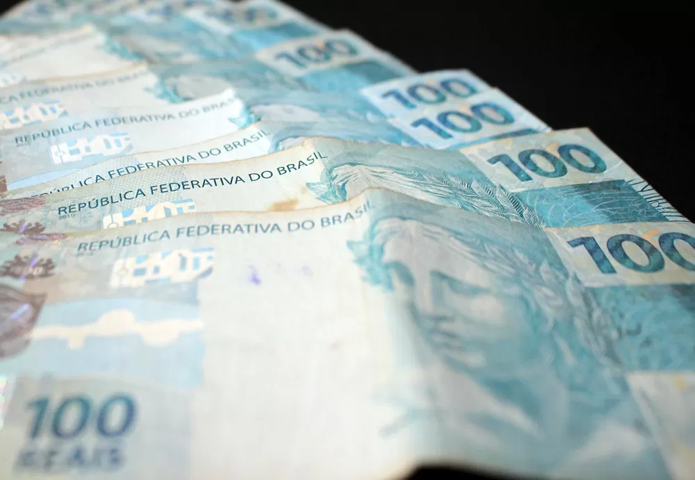 Governo aumenta mínimo existencial de R$ 303 para R$ 600