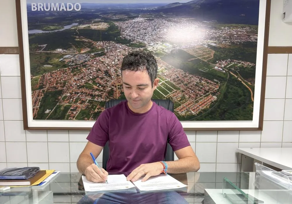 Fabrício Abrantes autoriza licitação para reforma de quatro UBS em Brumado