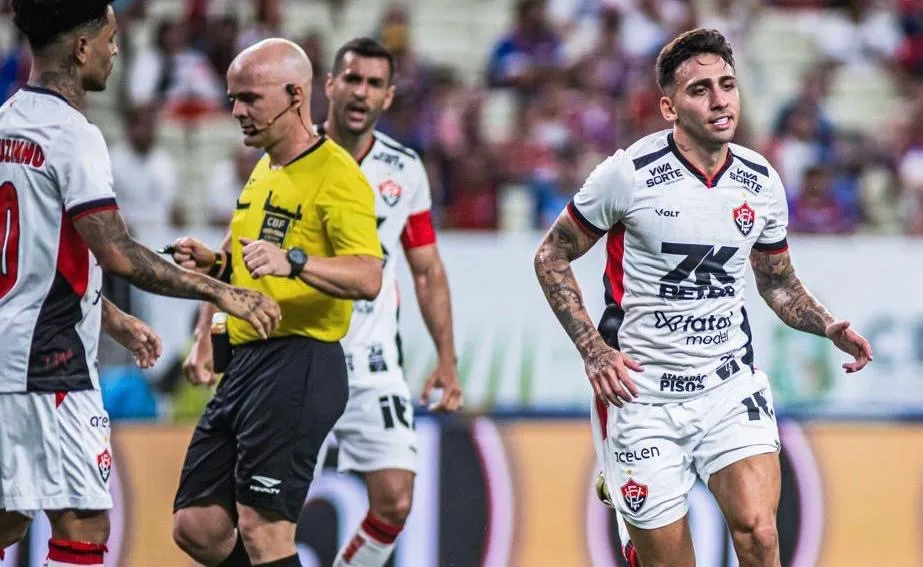 Vitória bate o Fortaleza no Castelão pela Copa do Nordeste