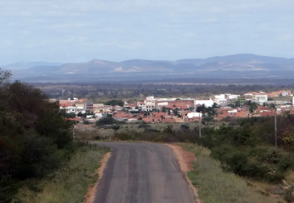 Veículo roubado em Ibotirama é recuperado pela PM entre Ituaçu e Barra da Estiva