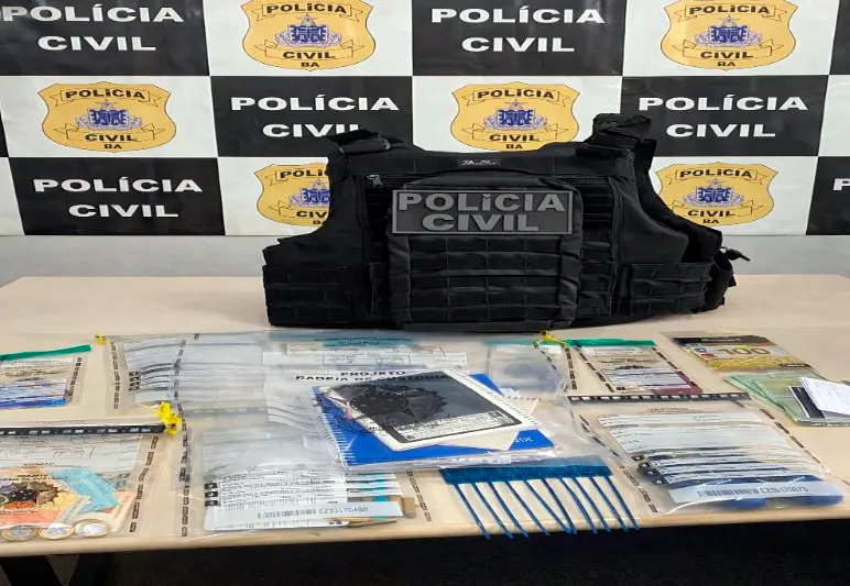 Operação policial apreende arma de uso restrito e prende suspeito em Brumado