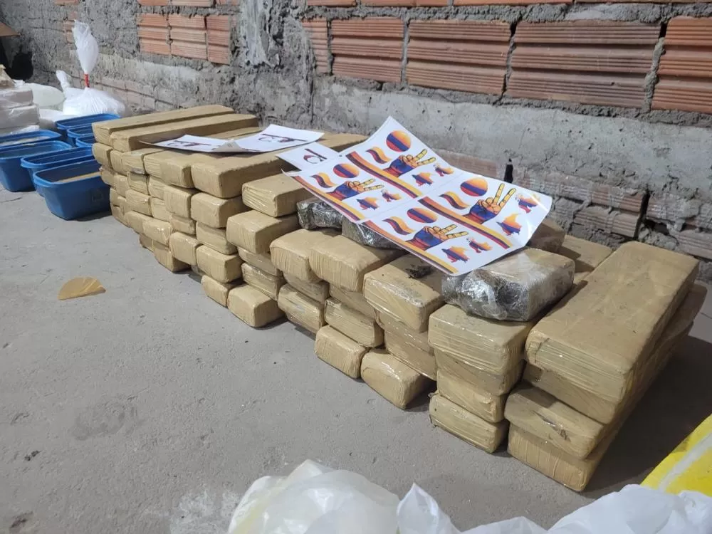 PM desarticula laboratório de refino de cocaína em Jequié 