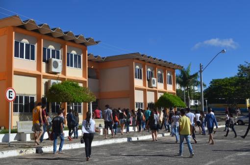 UESB: Vestibular 2016 encerra etapa de provas com tranquilidade