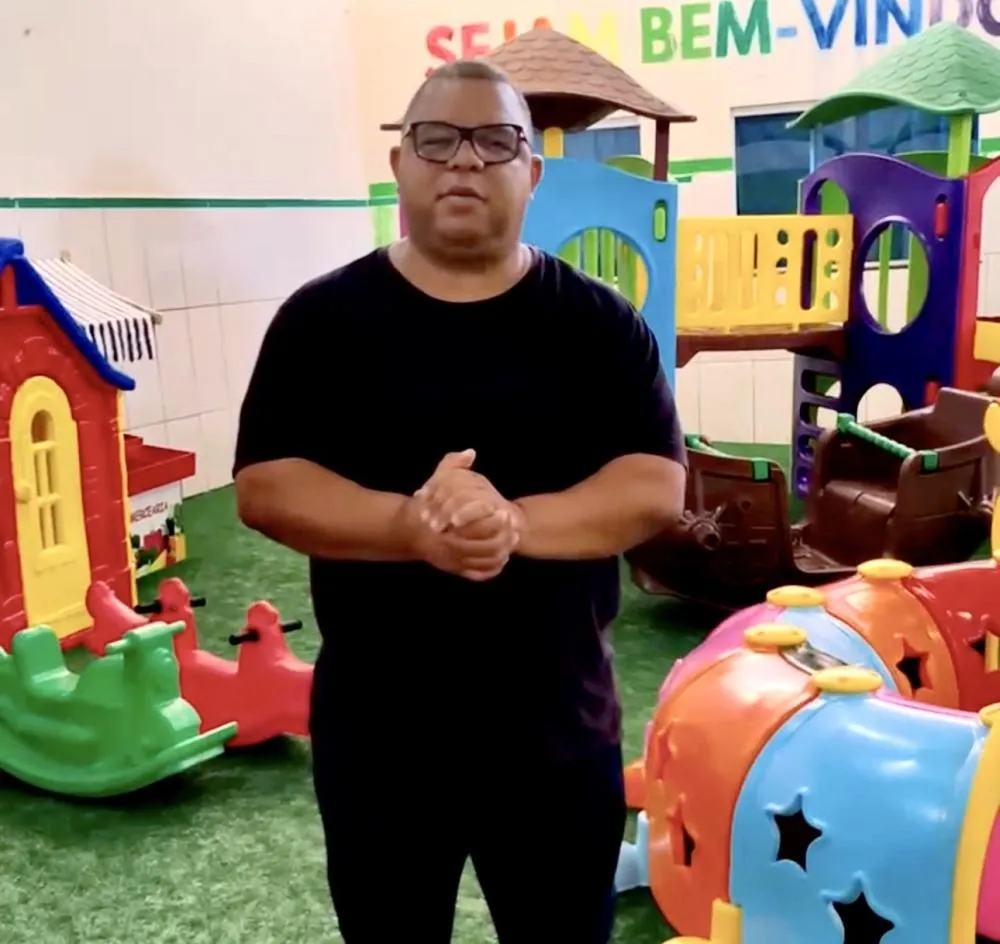 Prefeitura de Brumado atende indicação do vereador Boca e anuncia parquinhos para creches e escolas infantis