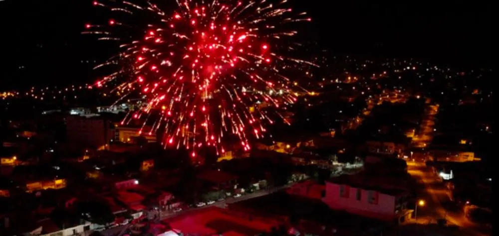 Médicos alertam para acidentes com fogos de artifícios nas festas