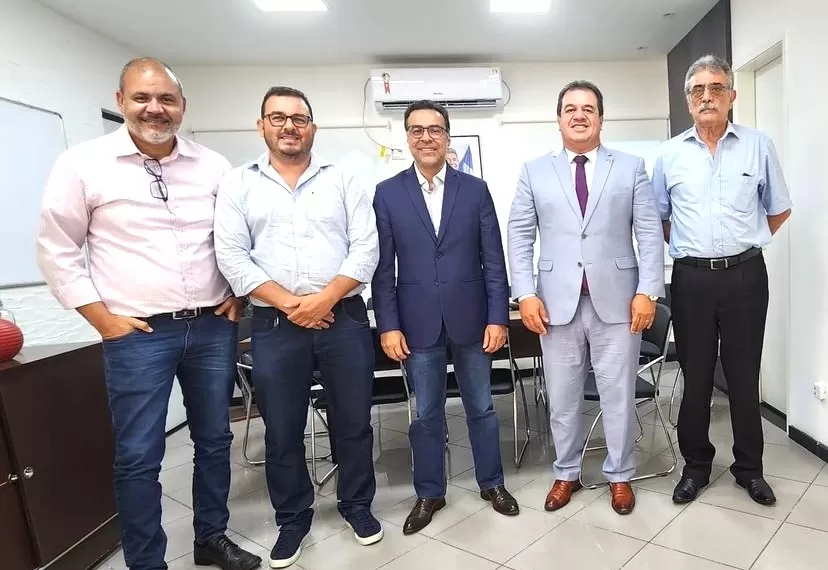 Deputado Marquinho Viana e prefeitos participam de audiência na CERB