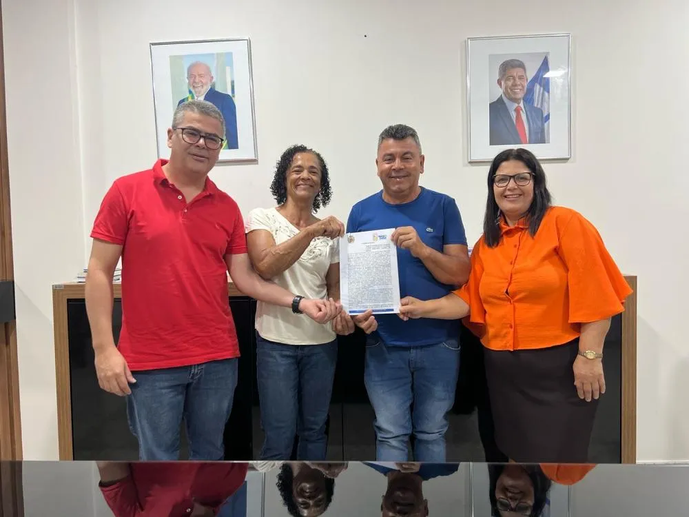 Prefeito de Barra da Estiva firma convênio para apoio ao Lar do Ancião Allan Kardec