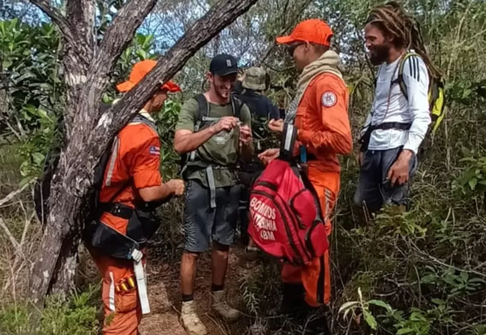 Turistas israelenses são resgatados após ficarem desaparecidos na trilha da Cachoeira da Fumaça na Chapada Diamantina