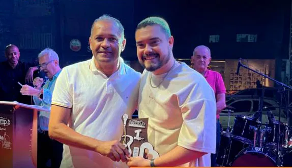 Festival de Música Popular Brumado reúne artistas locais e celebra a cultura na praça