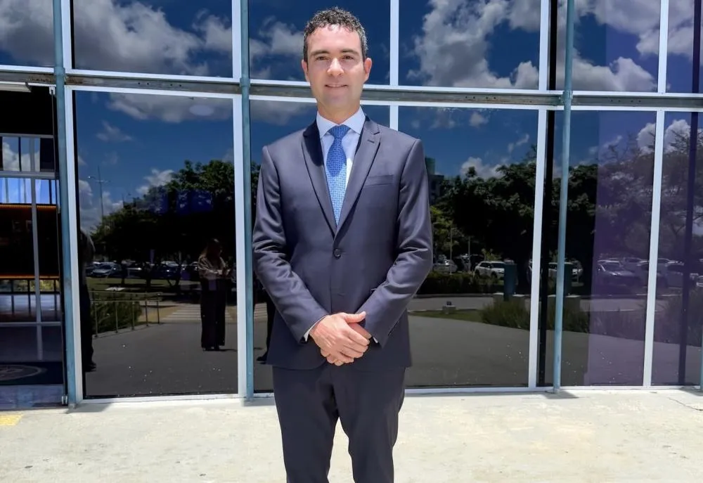 Prefeito Fabrício Abrantes busca novos investimentos para a saúde de Brumado em Salvador