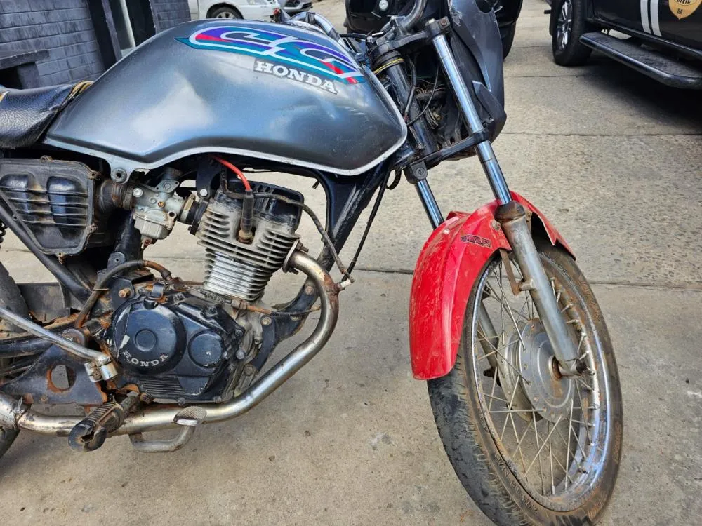 CIPRv/Brumado recupera veículo com sinais de adulteração na BR-030