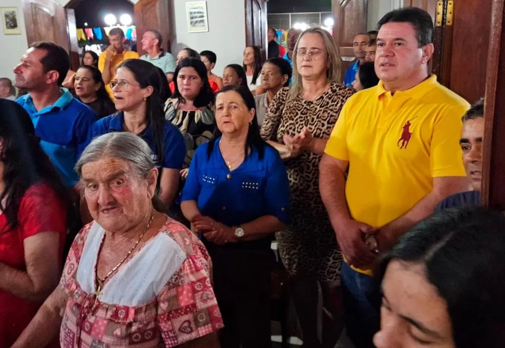 Marquinho Viana participa de missa e festejos no povoado de Monteiro, em Livramento de Nossa Senhora