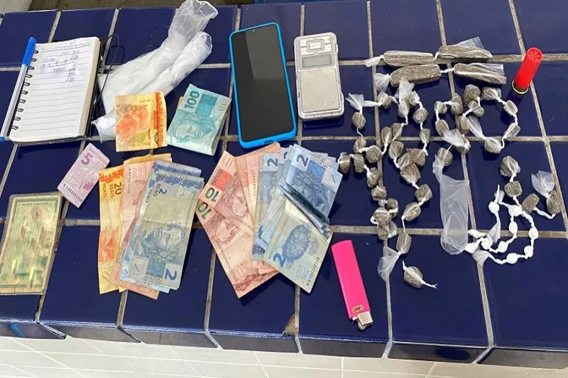 Polícia Militar prende homem por tráfico de drogas em Brumado