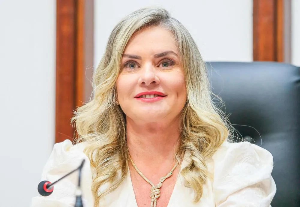 Ivana Bastos diz que palavras de incentivo dos parlamentares demonstram acerto de sua gestão