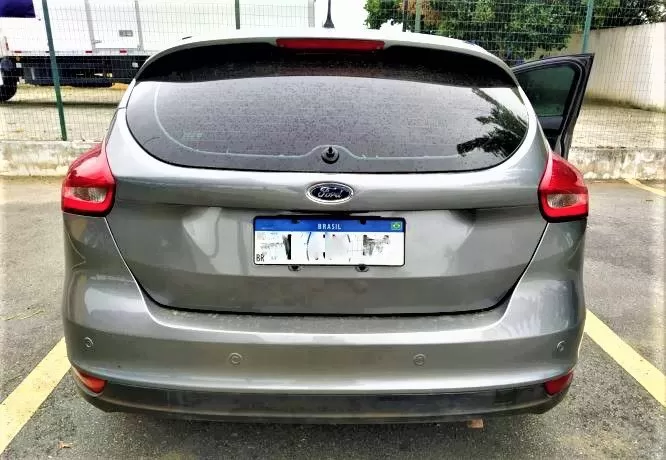 PRF recupera em Vitória da Conquista carro roubado na capital baiana