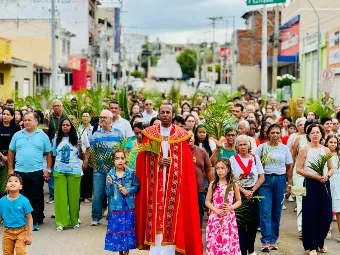 Paróquia Bom Jesus celebra Domingo de Ramos e dá início à Semana Santa em Brumado