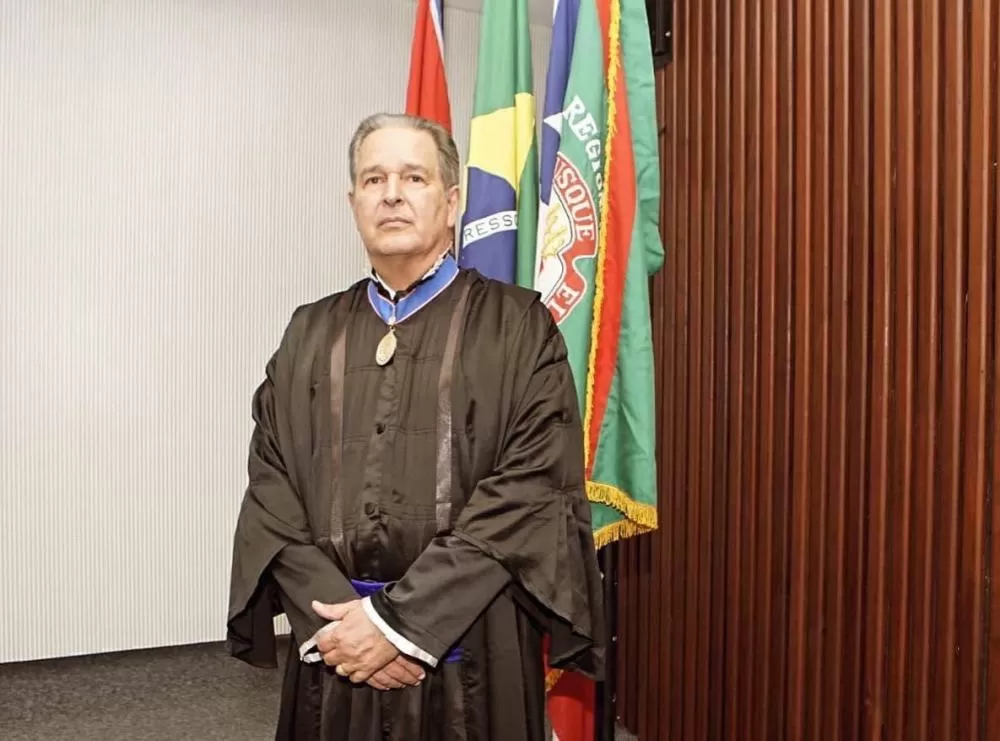 Solenidade celebra posse do Desembargador Abelardo da Matta Neto como Presidente do TRE-BA