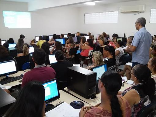 Brumado: Atendendo a meta do PNE, Secretaria de Educação implanta nas escolas municipais sistema informatizado de gestão administrativa e pedagógica