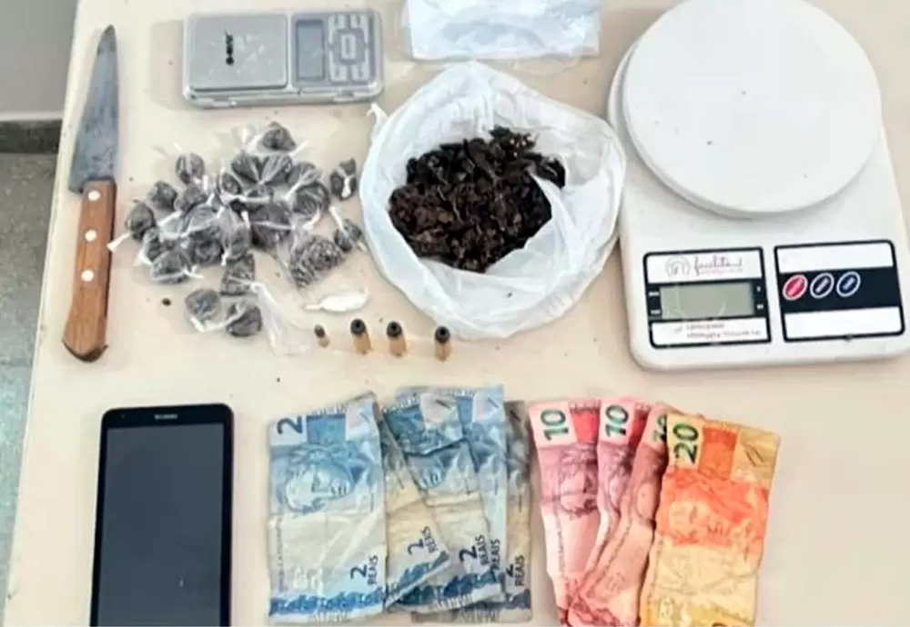Operação PAZ - Operação Divisa: Cipe Sudoeste prende suspeitos por tráfico de drogas em Carinhanha