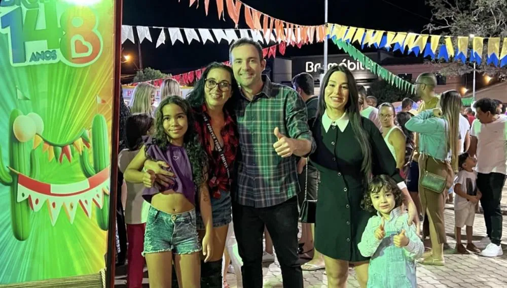 Prefeito Fabrício Abrantes inaugura Arraial Kids e anuncia resgate da cultura junina em Brumado