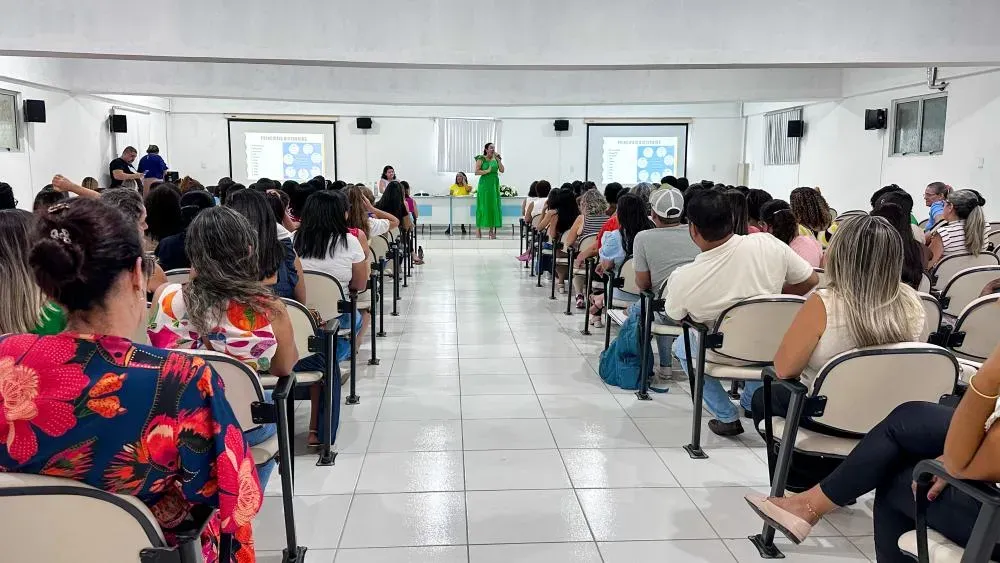 Brumado: 1ª Mesa Redonda Municipal de Educação debate inclusão e dificuldades de aprendizagem