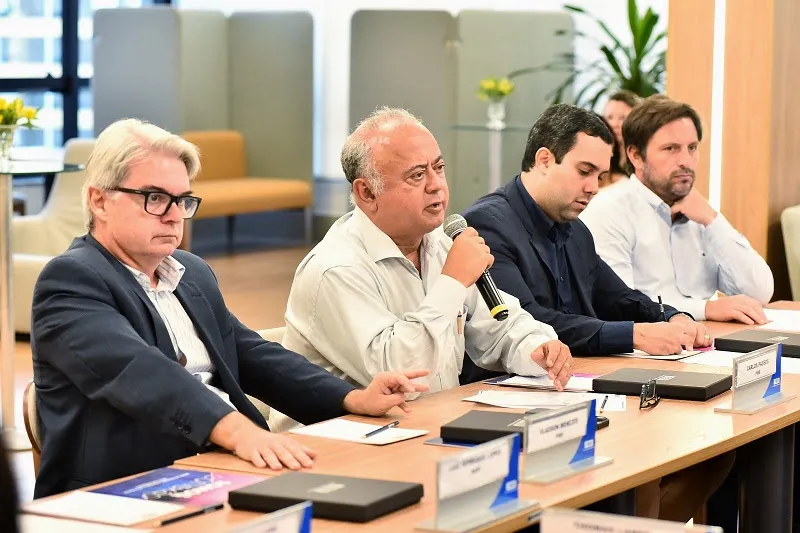 FIEB cria Fórum de Grandes Indústrias da Bahia