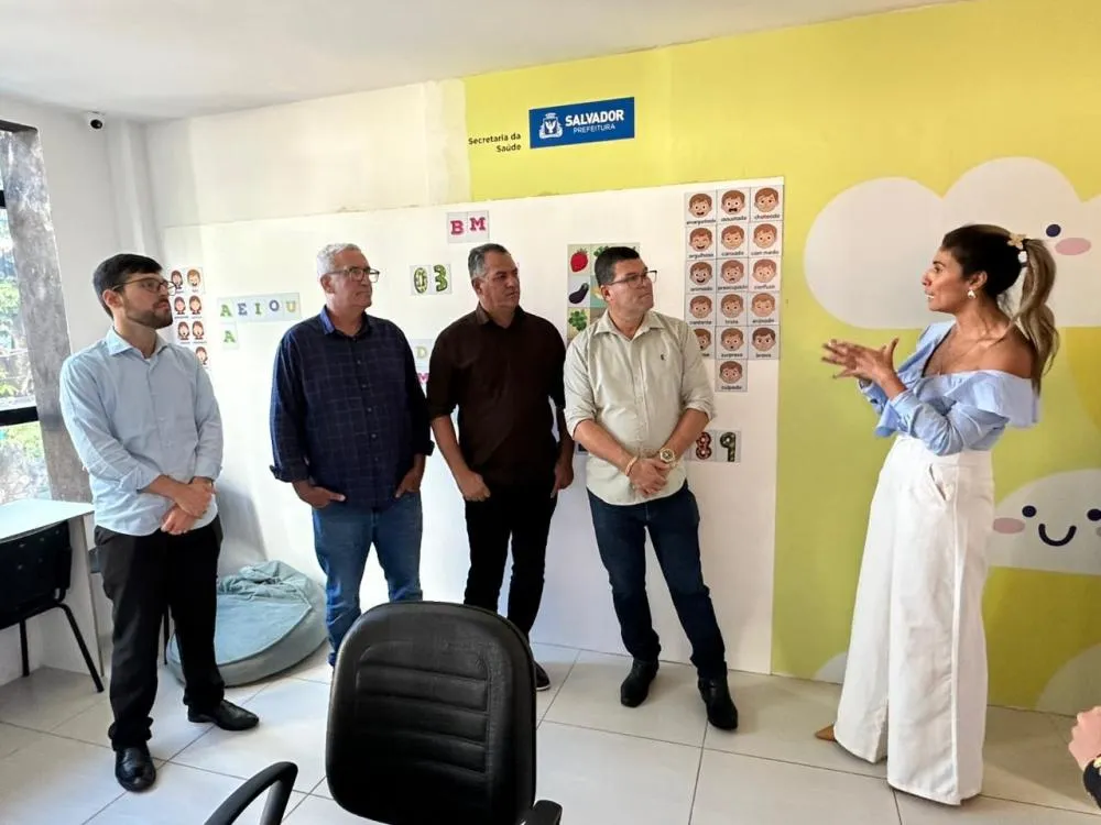 Vereadores de Brumado visitam CER Barra para conhecer serviço especializado para crianças neurodivergentes atendidas pelo SUS