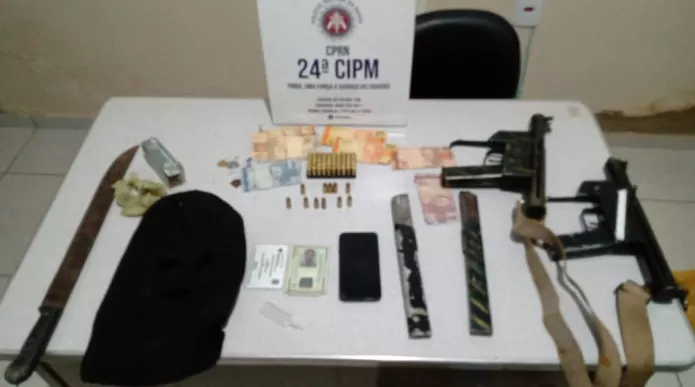 Bahia: Duas submetralhadoras são apreendidas