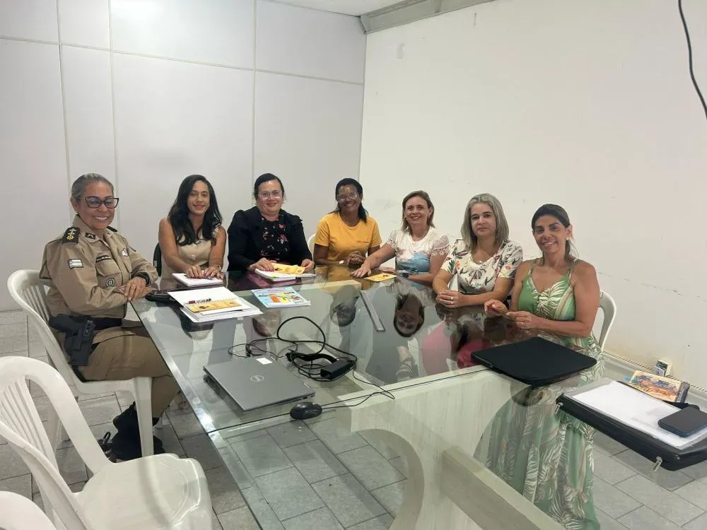 Prefeitura de Brumado e Polícia Militar firmam parceria para execução do PROERD nas escolas municipais