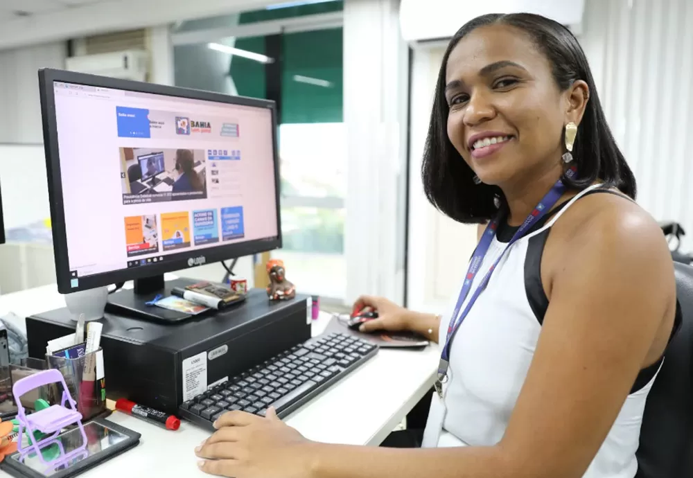 Programa Partiu Estágio convoca 3.492 estudantes universitários baianos