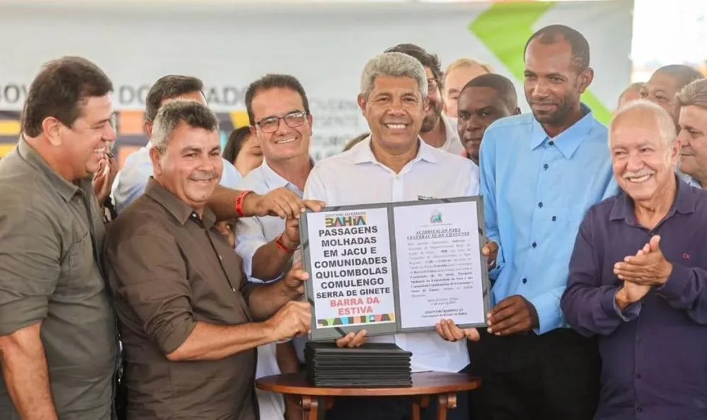 Marquinho Viana celebra pacote de entregas de Jerônimo em Barra da Estiva com emendas de sua autoria