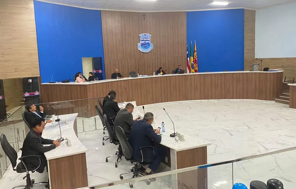 39ª Sessão Ordinária da Câmara Municipal de Vereadores de Brumado aprova diferentes textos